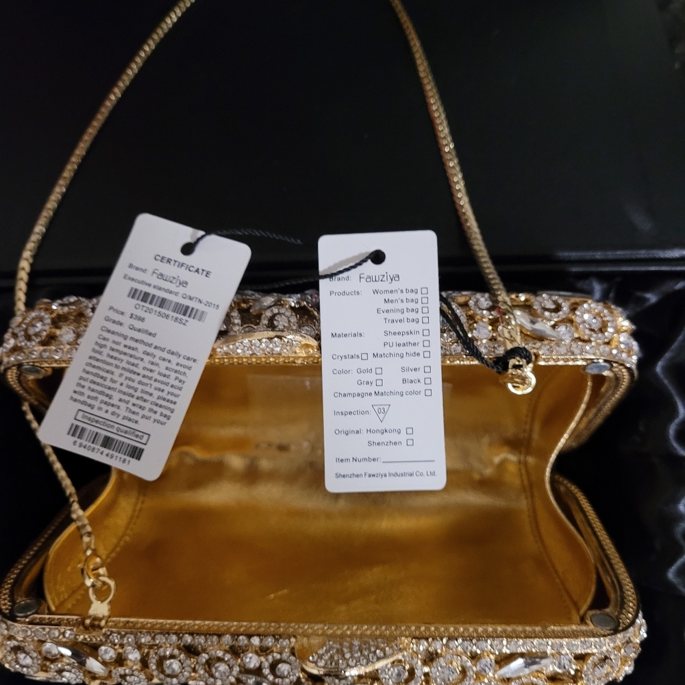 Fawziya clutch